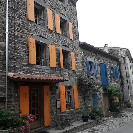 Un Grand *** A Dom wakacyjny